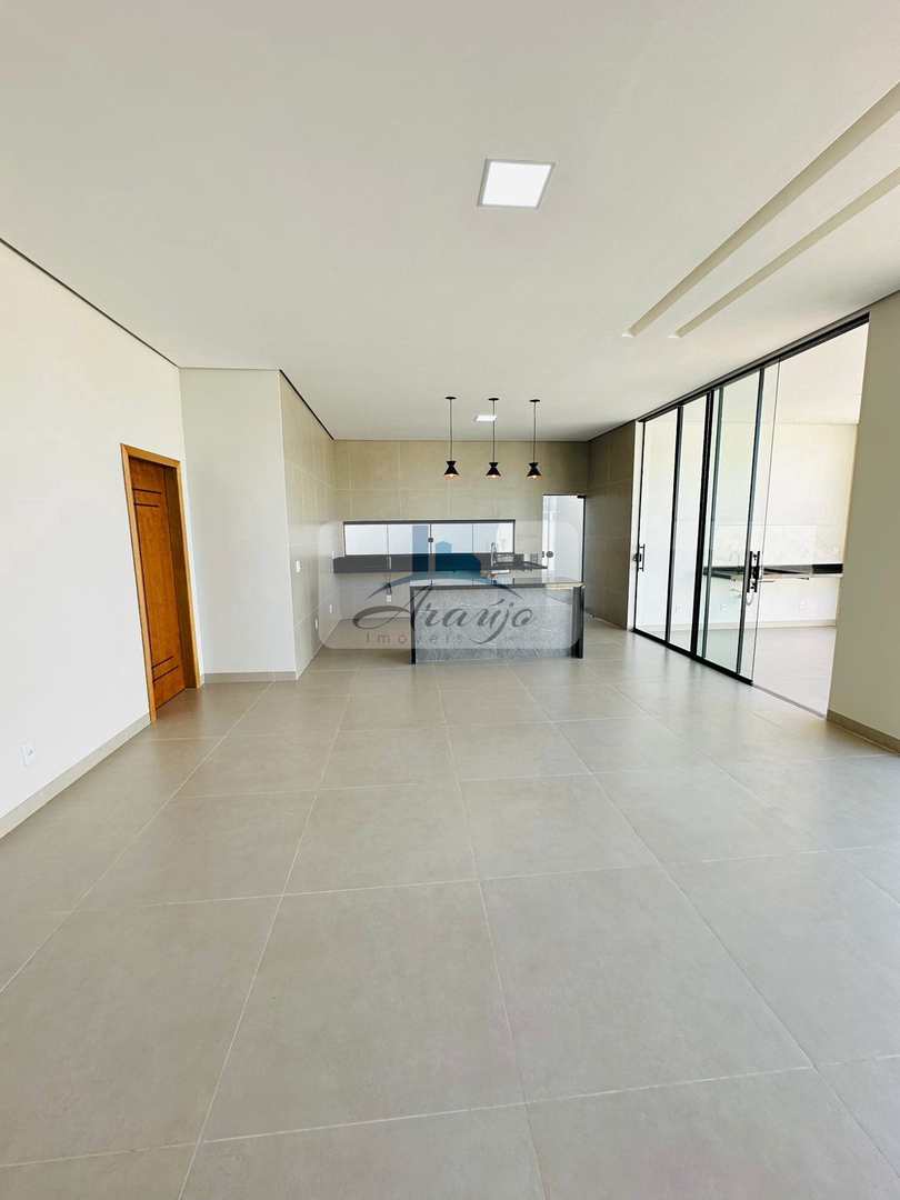 Casa, 3 quartos, 372 m² - Foto 4