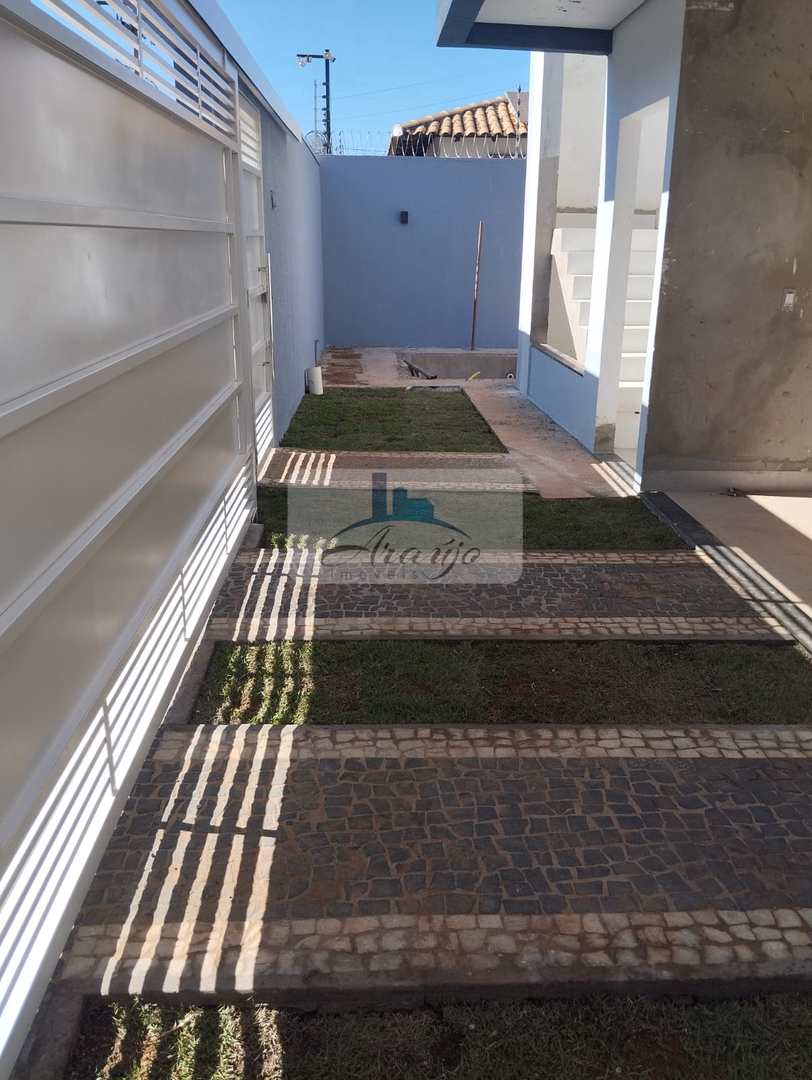 Sobrado à venda com 3 quartos, 336m² - Foto 2