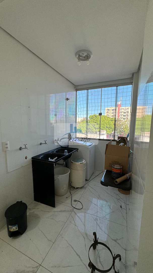 Apartamento à venda com 3 quartos, 165m² - Foto 8