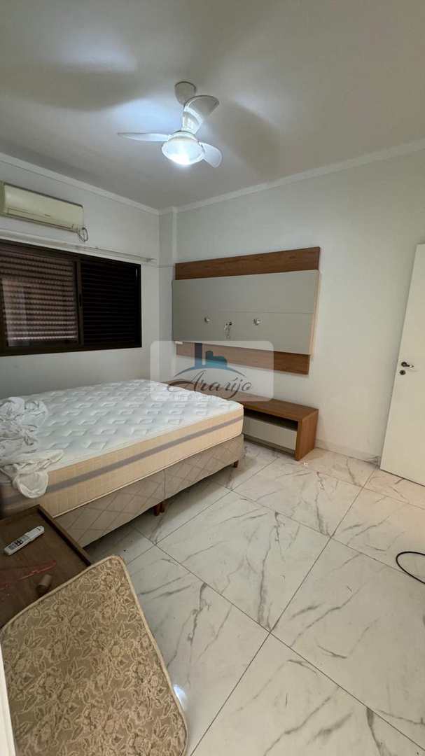 Apartamento à venda com 3 quartos, 165m² - Foto 4