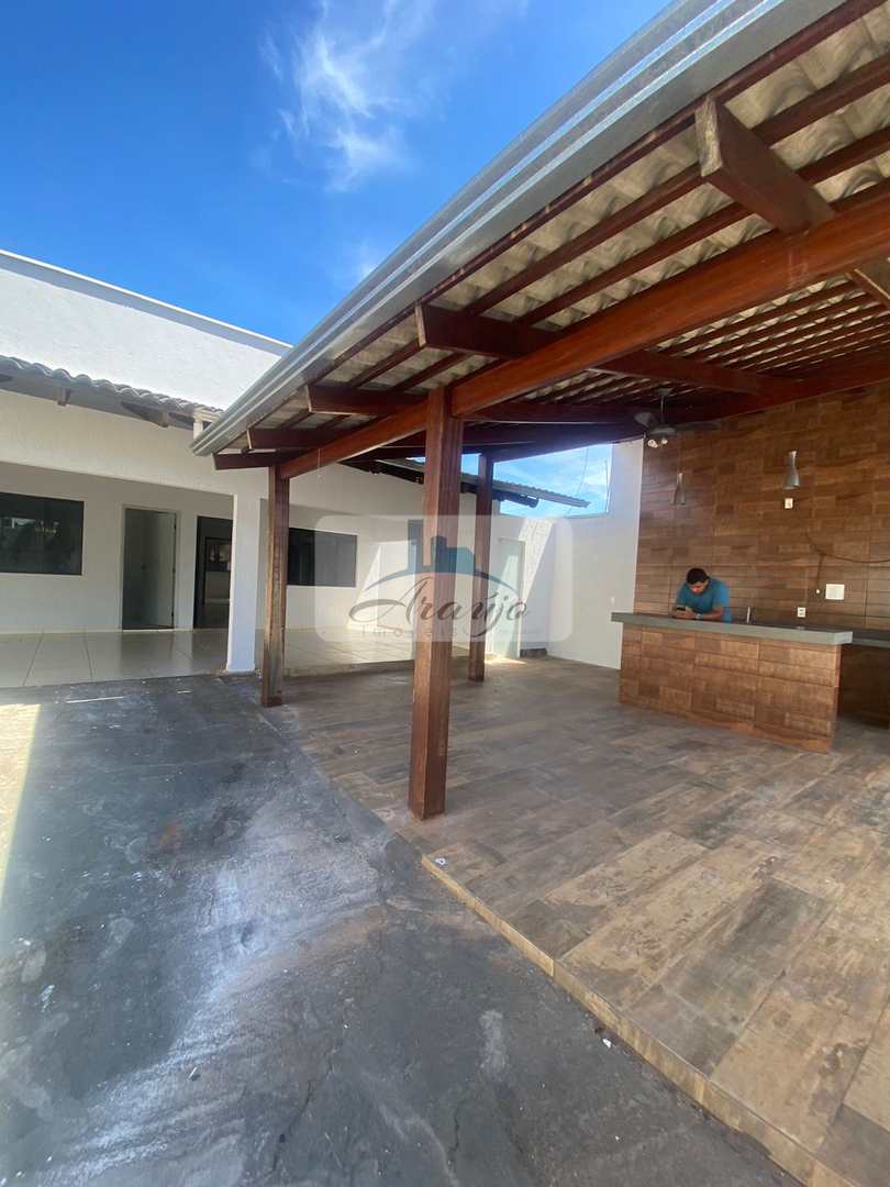 Casa à venda com 2 quartos, 680m² - Foto 7