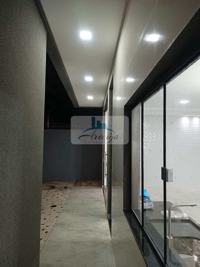 Casa à venda com 3 quartos, 300m² - Foto 10