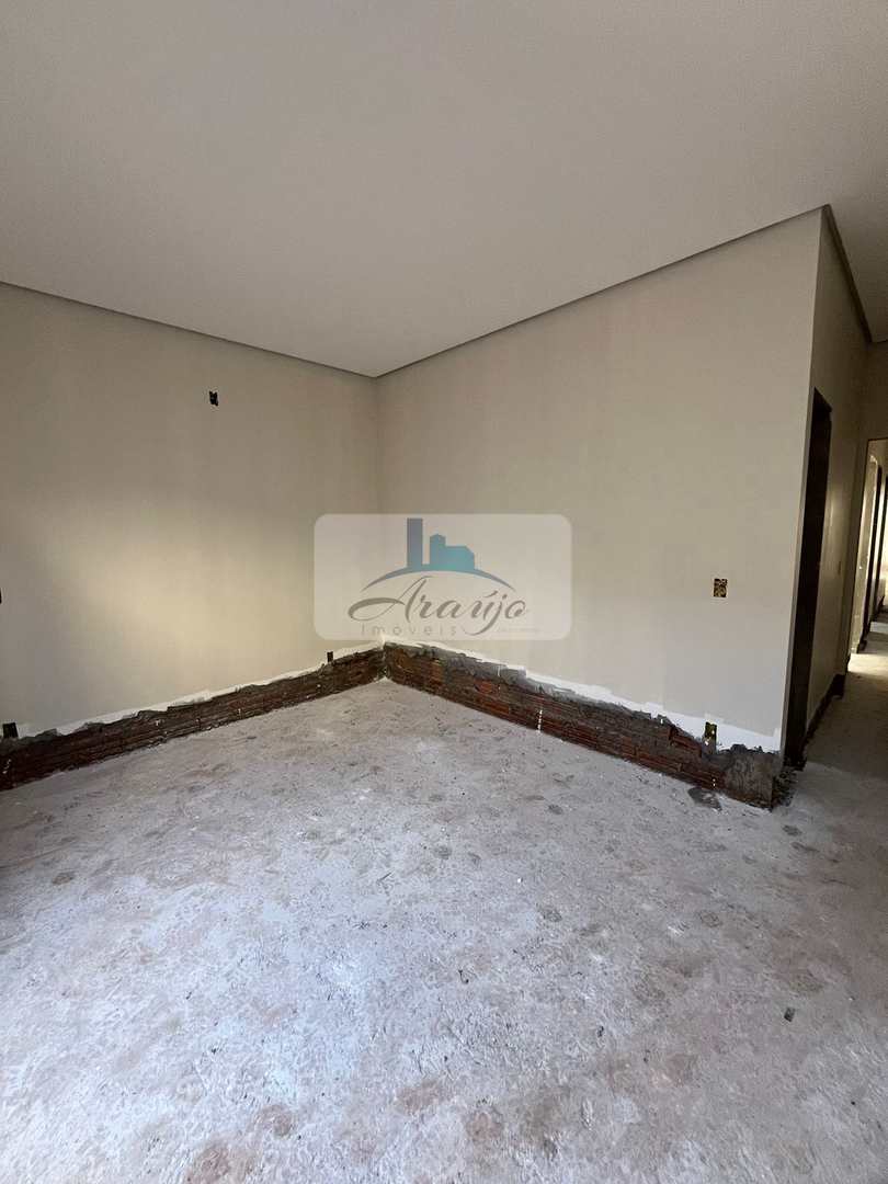 Casa à venda com 3 quartos, 180m² - Foto 3