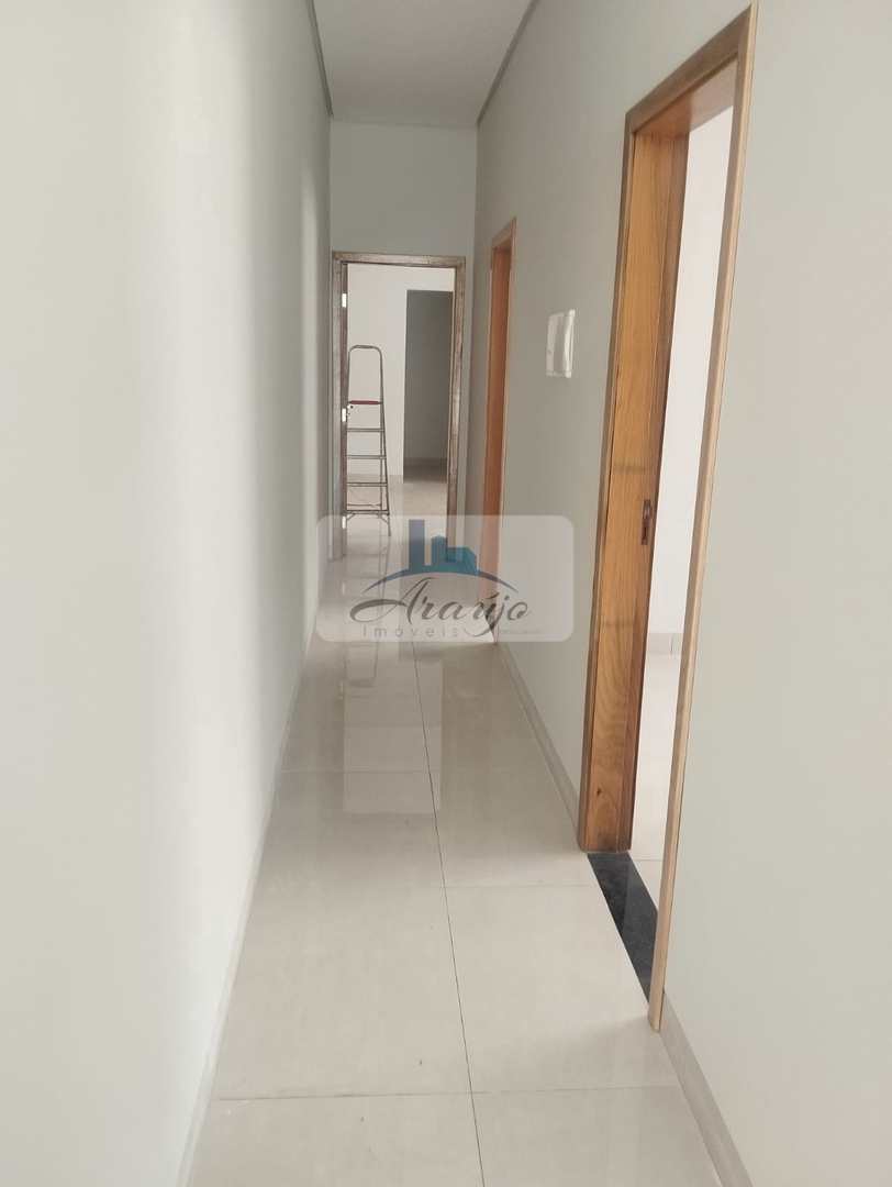 Casa à venda com 3 quartos, 180m² - Foto 6