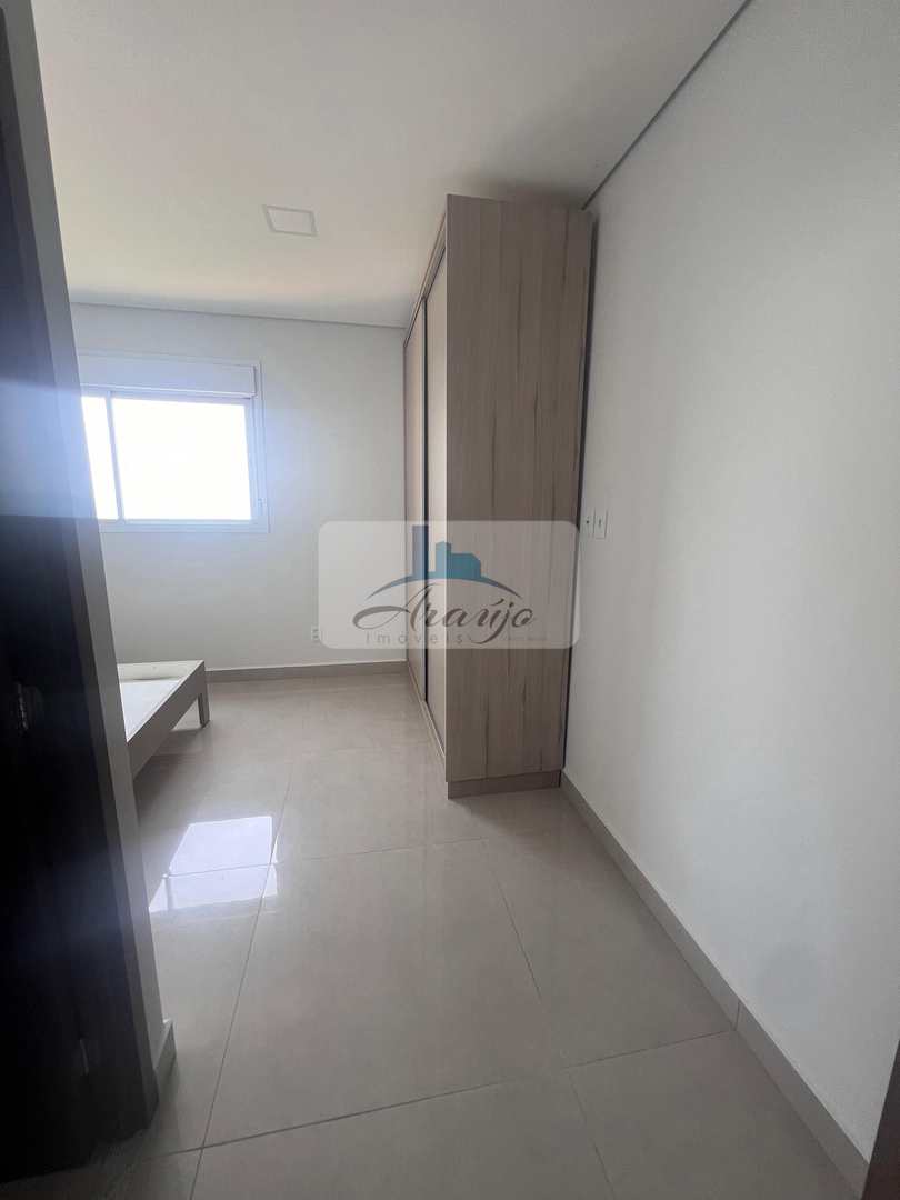 Apartamento para alugar com 3 quartos, 116m² - Foto 8