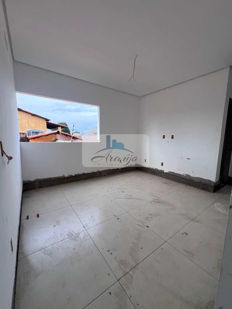 Sobrado à venda com 2 quartos, 85m² - Foto 4