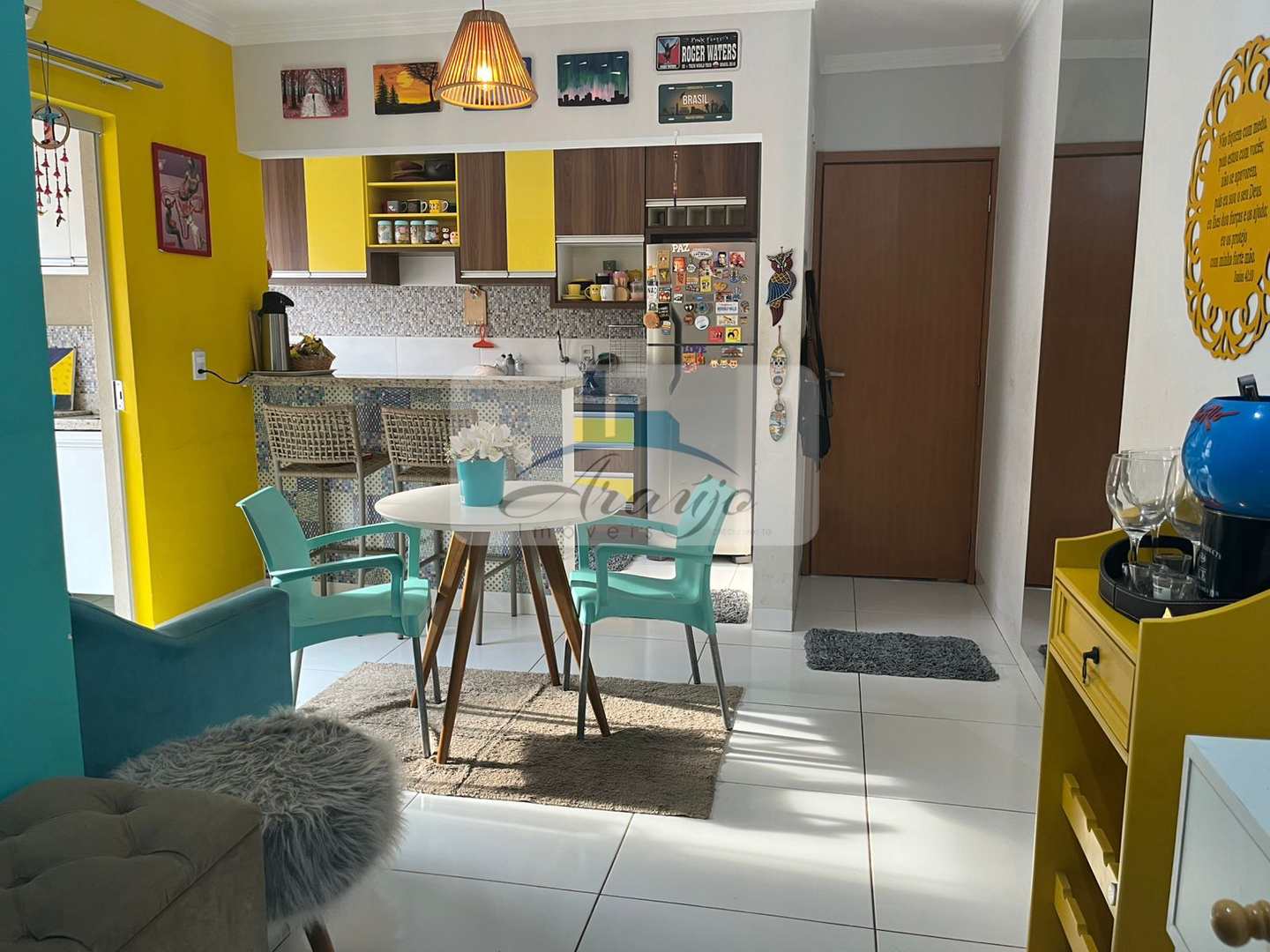 Apartamento à venda com 2 quartos, 57m² - Foto 1