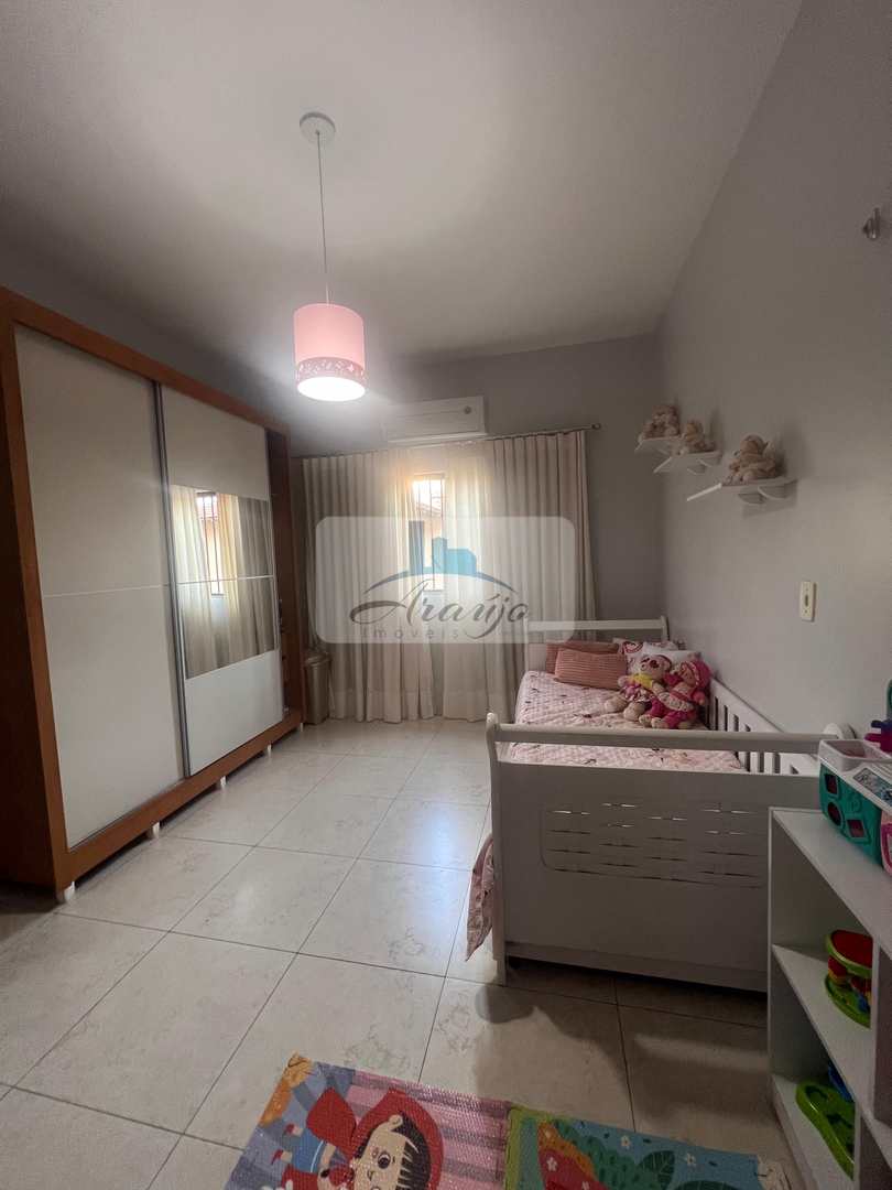 Casa à venda com 3 quartos, 360m² - Foto 6