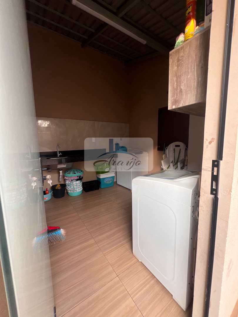 Casa à venda com 3 quartos, 360m² - Foto 17