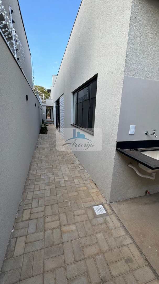 Casa à venda com 3 quartos, 200m² - Foto 9