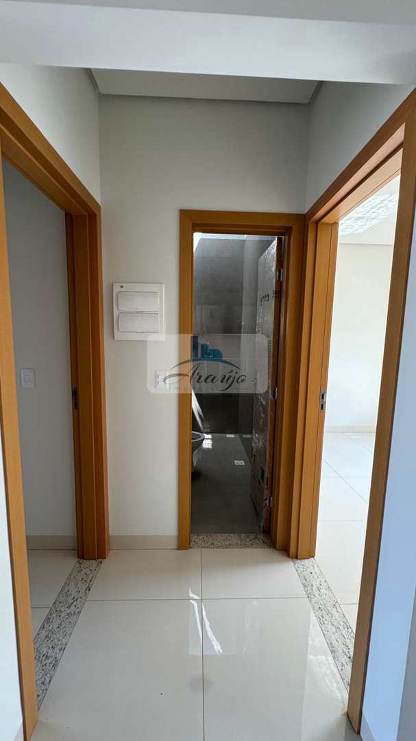 Casa à venda com 2 quartos, 104m² - Foto 9