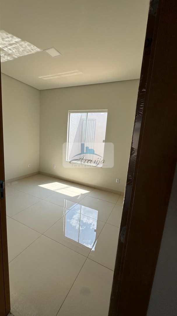 Casa à venda com 2 quartos, 104m² - Foto 4