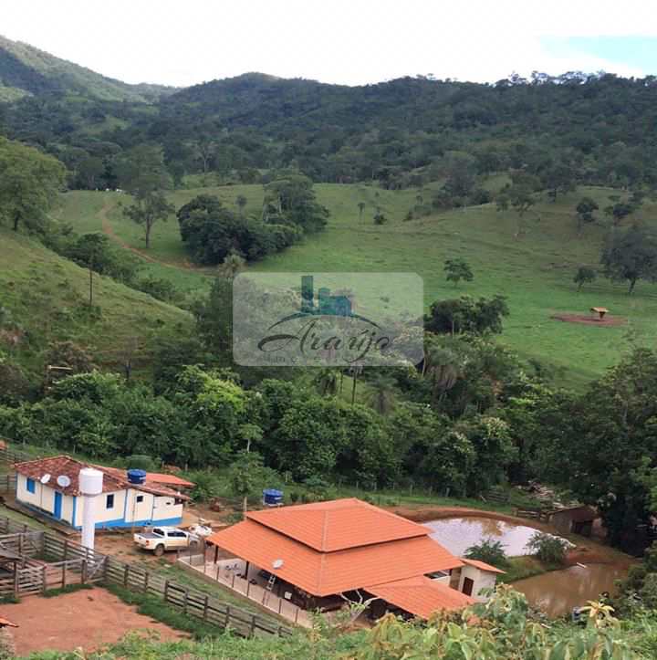 Fazenda à venda com 2 quartos, 90m² - Foto 2