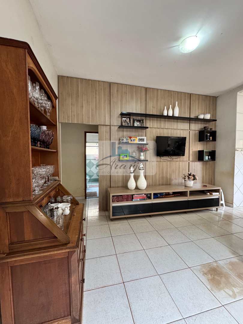 Casa à venda com 3 quartos, 360m² - Foto 6