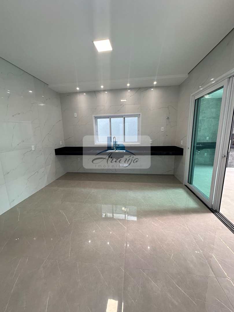 Casa à venda com 3 quartos, 380m² - Foto 13