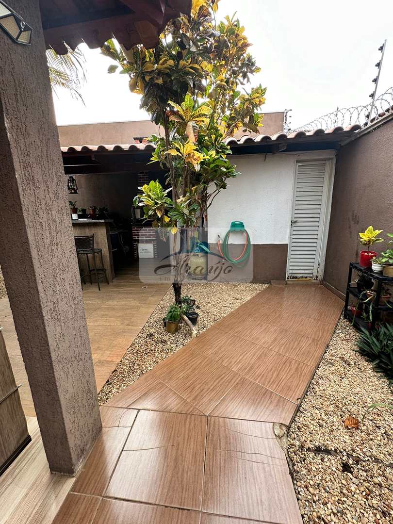 Casa à venda com 3 quartos, 360m² - Foto 10