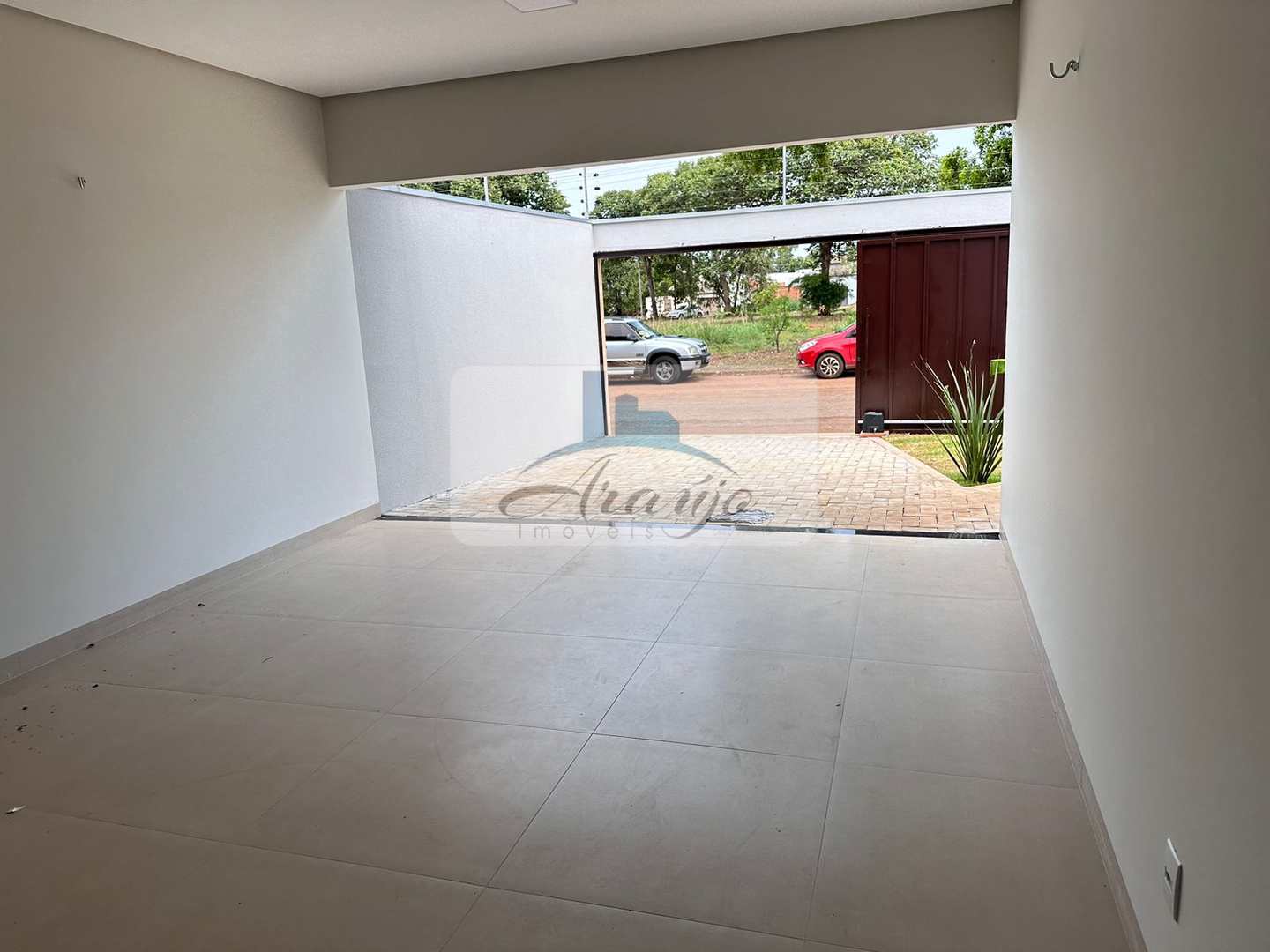 Casa à venda com 3 quartos, 270m² - Foto 2