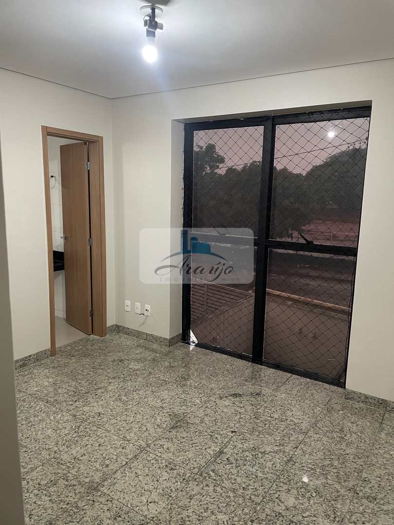 Apartamento para alugar com 2 quartos, 77m² - Foto 5