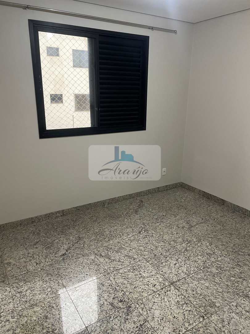 Apartamento para alugar com 2 quartos, 77m² - Foto 10