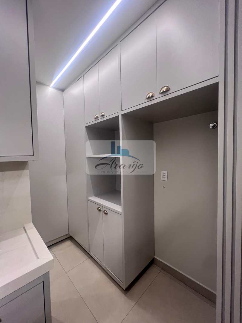 Apartamento para alugar com 3 quartos, 109m² - Foto 15