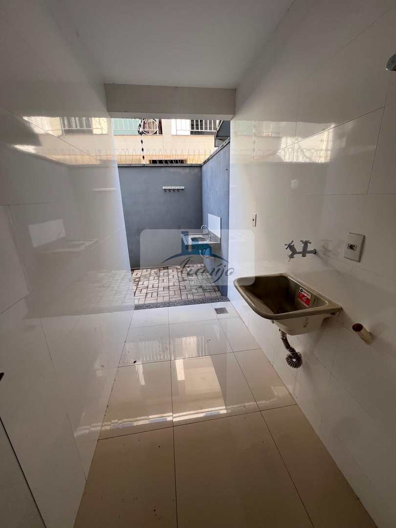 Apartamento para alugar com 2 quartos, 70m² - Foto 6