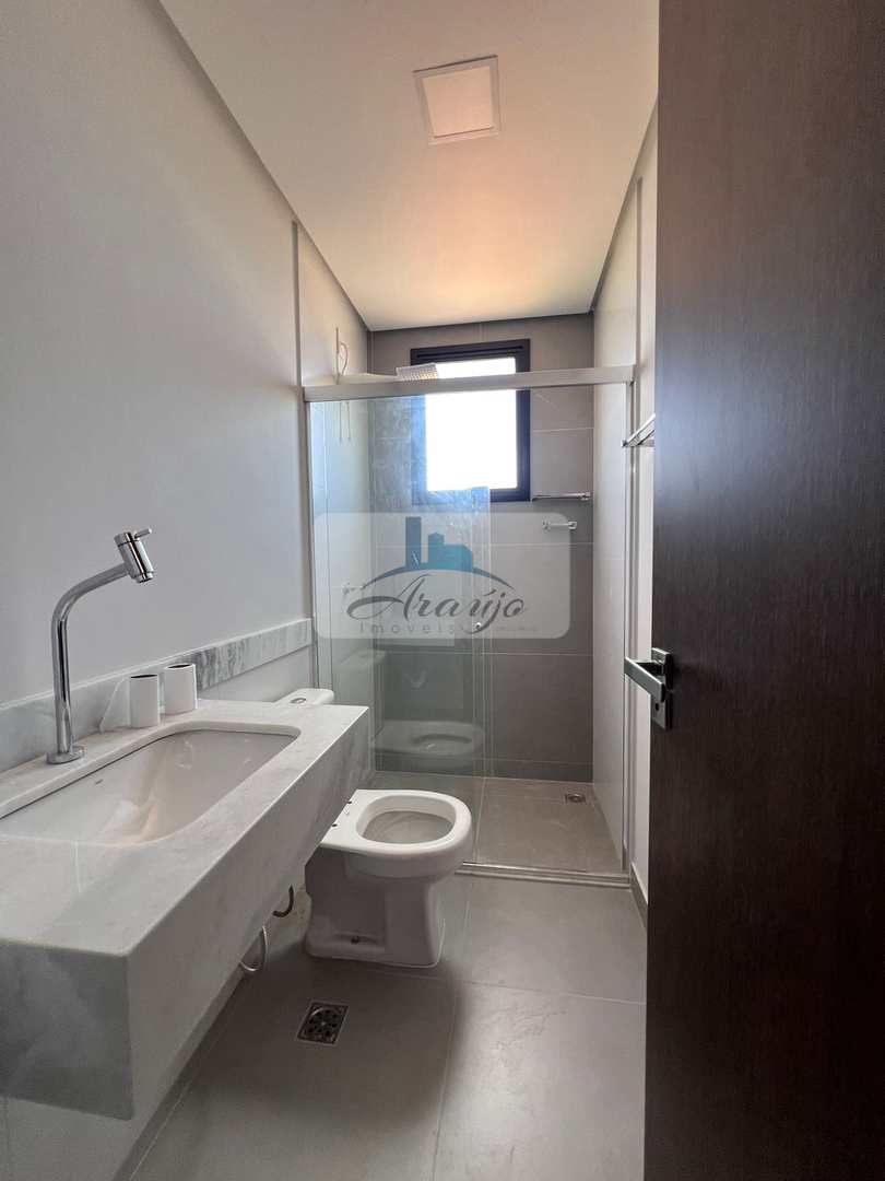 Apartamento para alugar com 3 quartos, 117m² - Foto 11