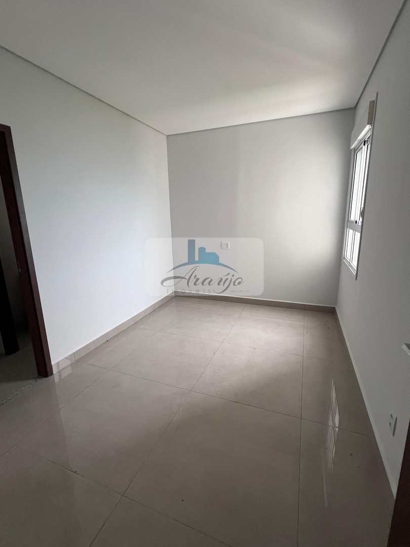 Apartamento para alugar com 3 quartos, 109m² - Foto 11