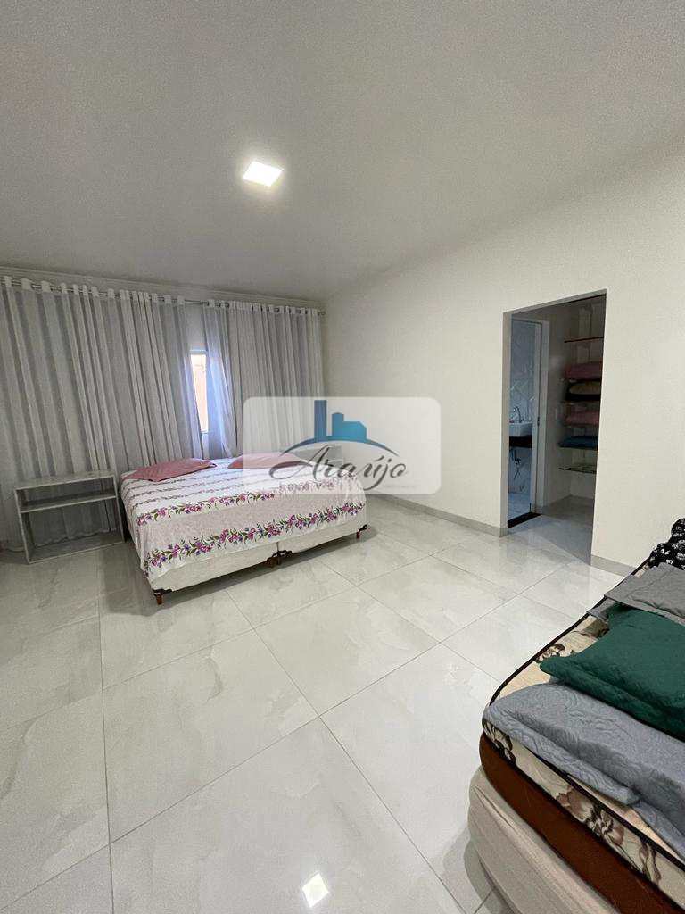 Casa à venda com 3 quartos, 365m² - Foto 14