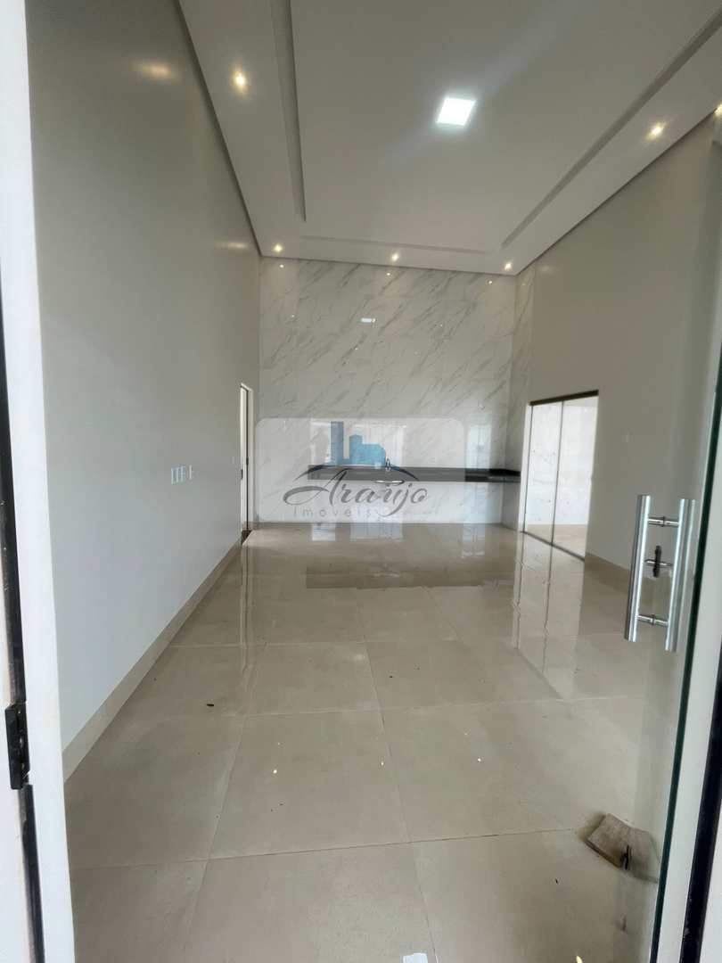 Casa à venda com 3 quartos, 225m² - Foto 4