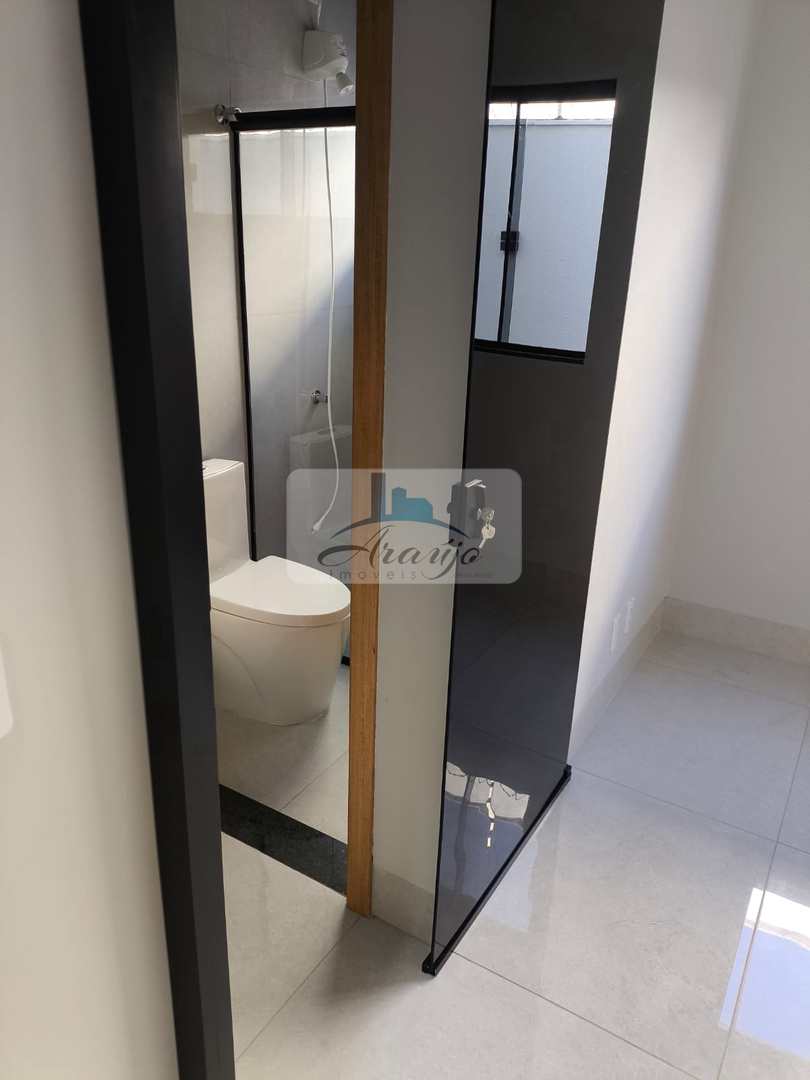 Casa à venda com 3 quartos, 240m² - Foto 14