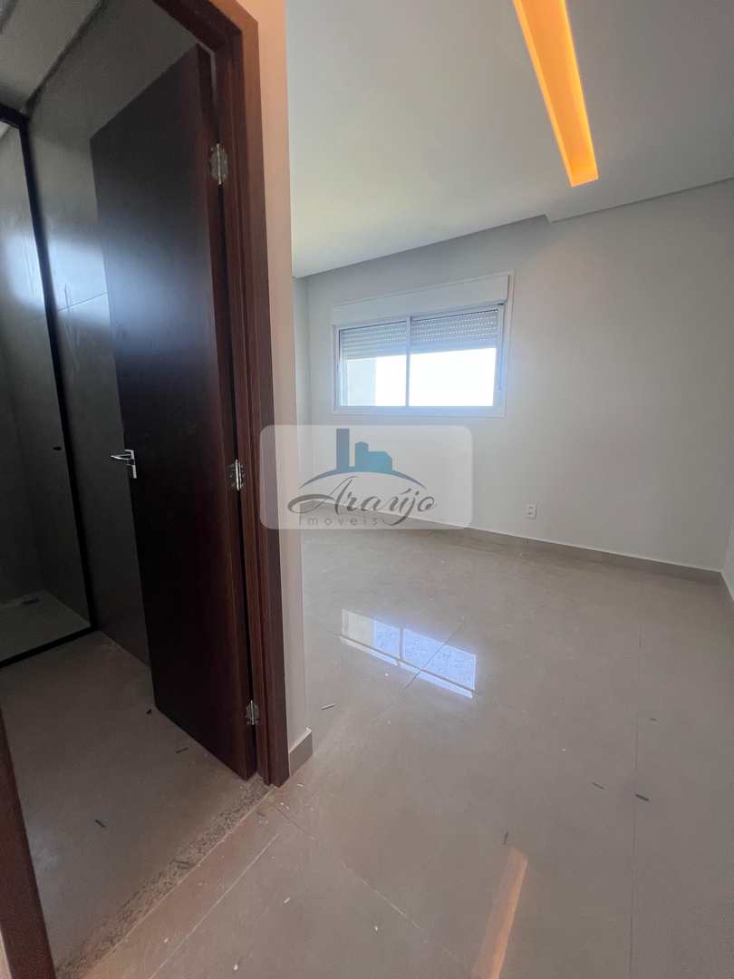 Apartamento para alugar com 3 quartos, 109m² - Foto 8