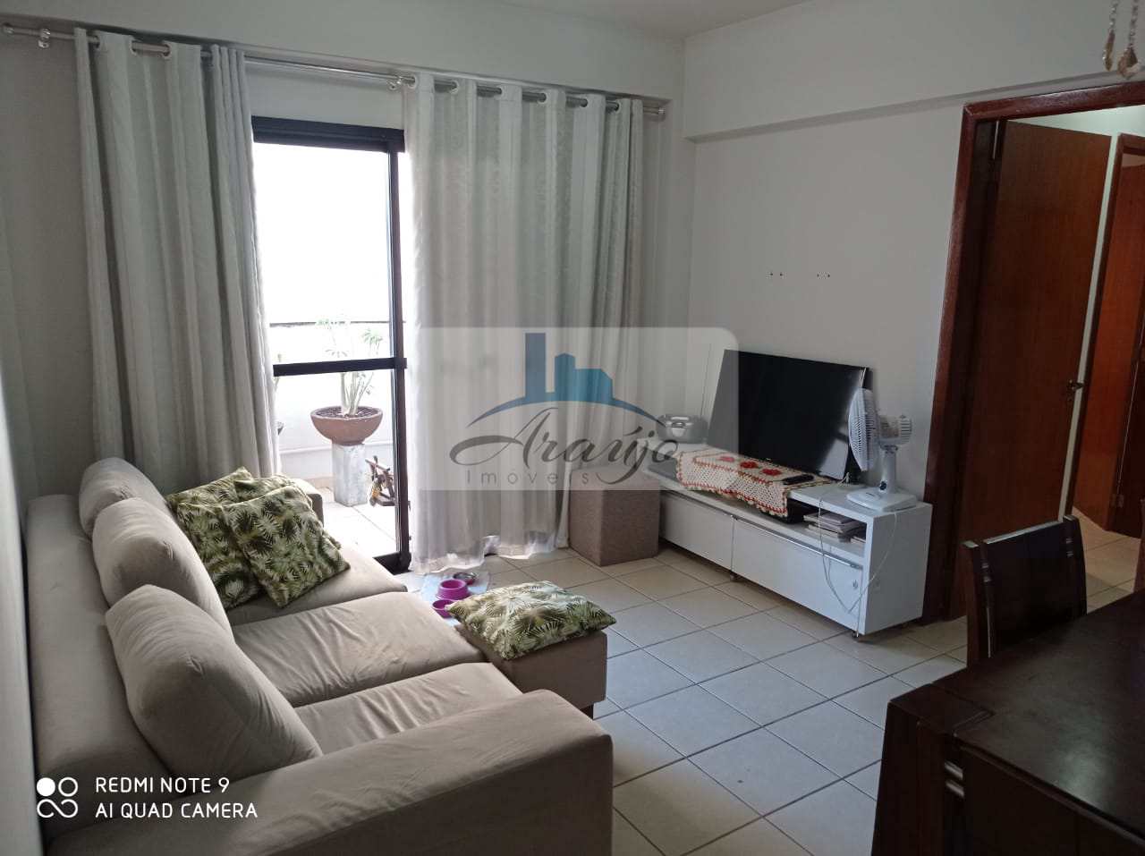 Apartamento à venda com 2 quartos, 86m² - Foto 3