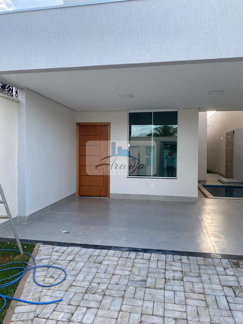 Casa à venda com 3 quartos, 180m² - Foto 2