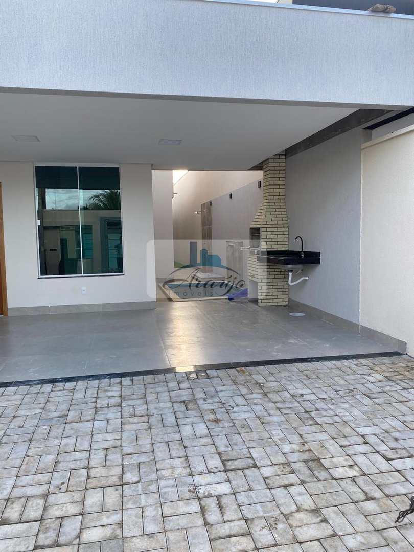 Casa à venda com 3 quartos, 180m² - Foto 1