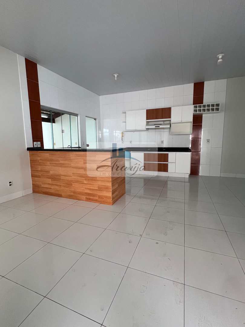 Casa para alugar com 3 quartos, 160m² - Foto 12