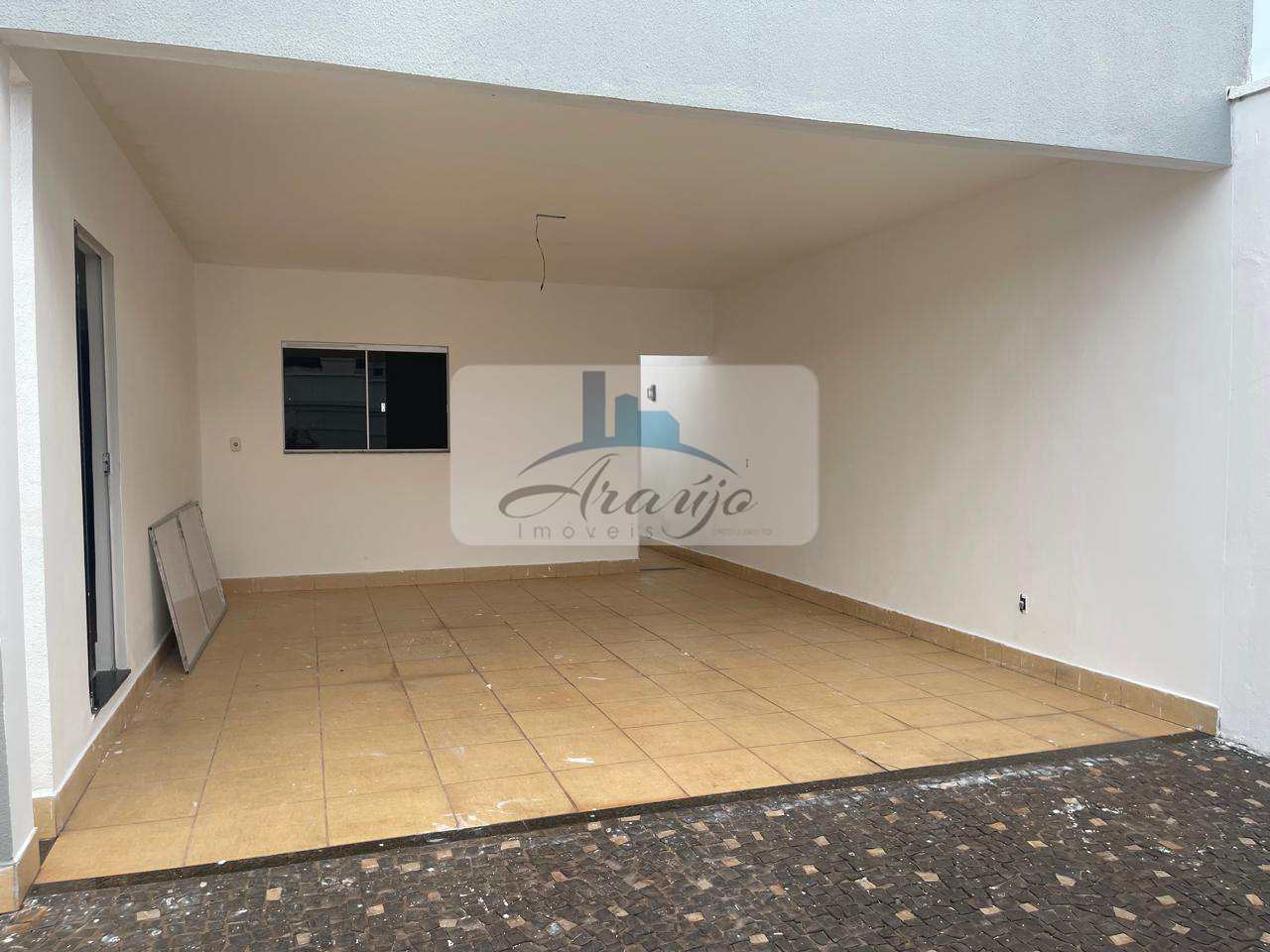 Casa à venda com 3 quartos, 265m² - Foto 2