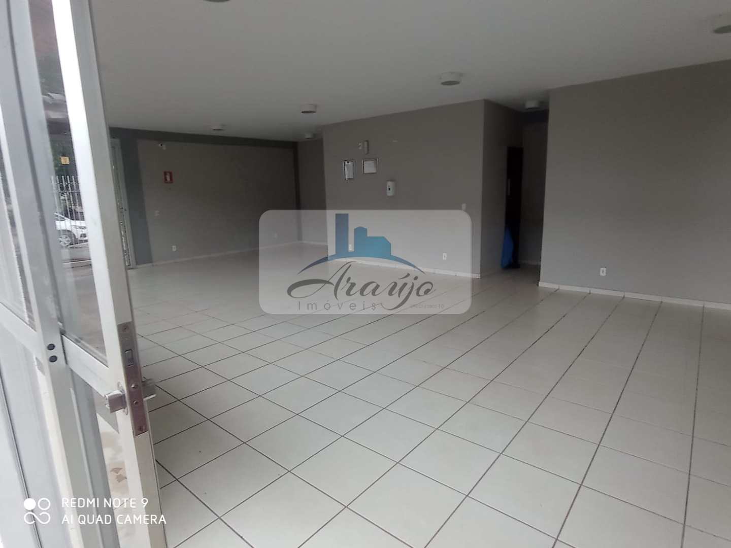 Apartamento à venda com 3 quartos, 76m² - Foto 18