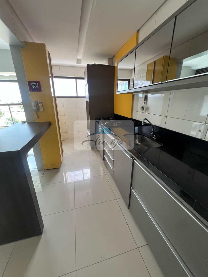 Apartamento para alugar com 2 quartos, 65m² - Foto 4