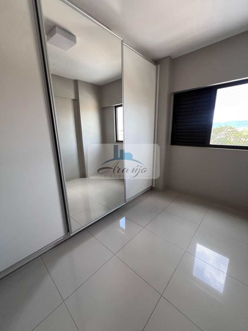 Apartamento para alugar com 2 quartos, 65m² - Foto 9