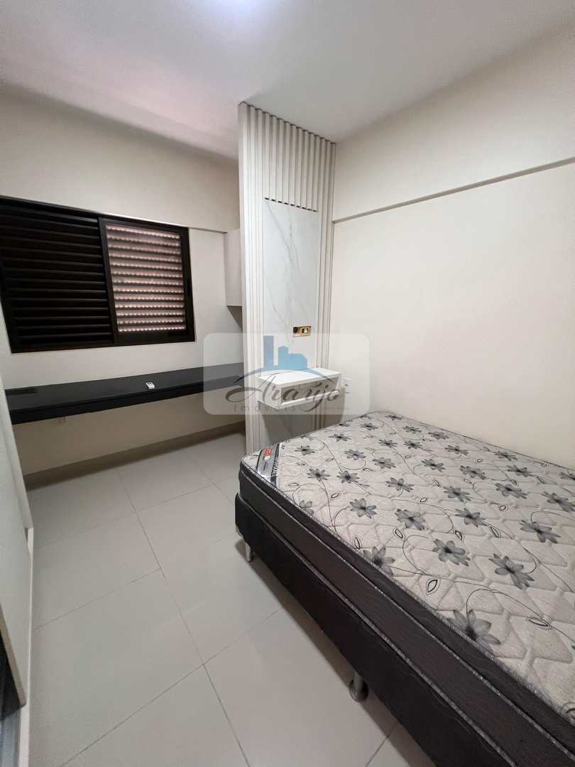 Apartamento para alugar com 2 quartos, 65m² - Foto 4