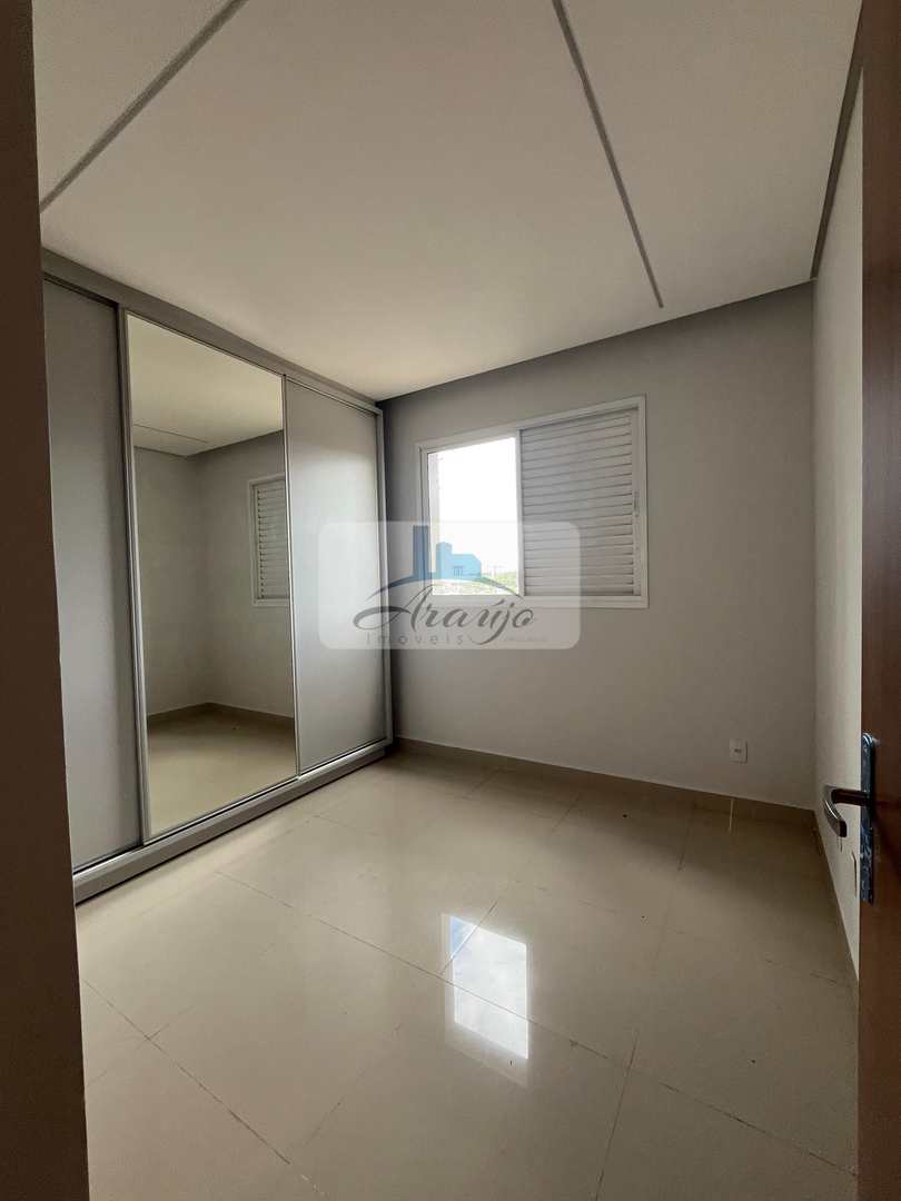 Apartamento para alugar com 3 quartos, 81m² - Foto 10