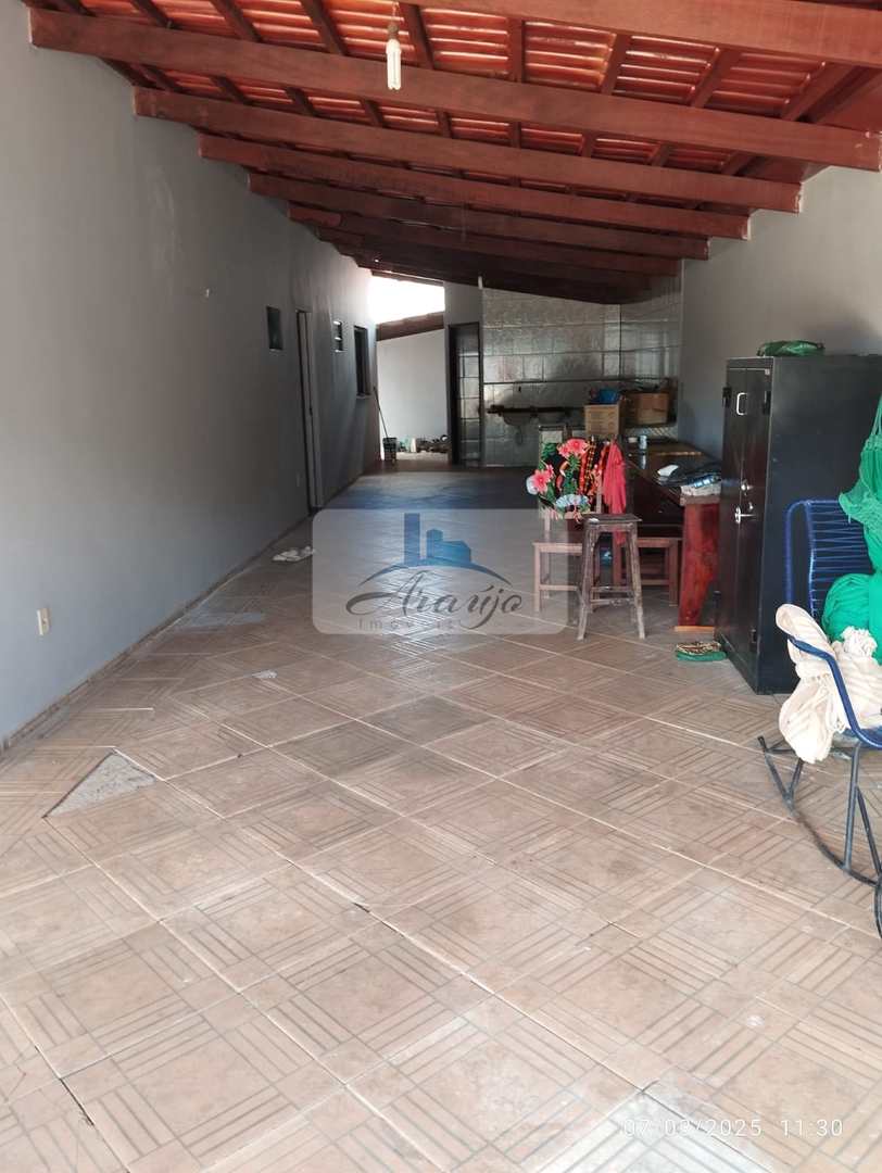 Casa à venda com 3 quartos, 360m² - Foto 7