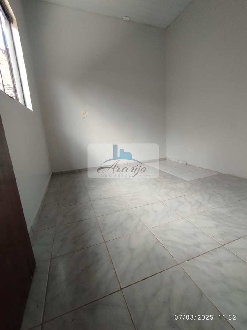 Casa à venda com 3 quartos, 360m² - Foto 3