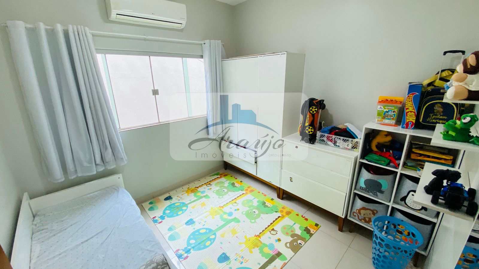 Casa à venda com 2 quartos, 240m² - Foto 11