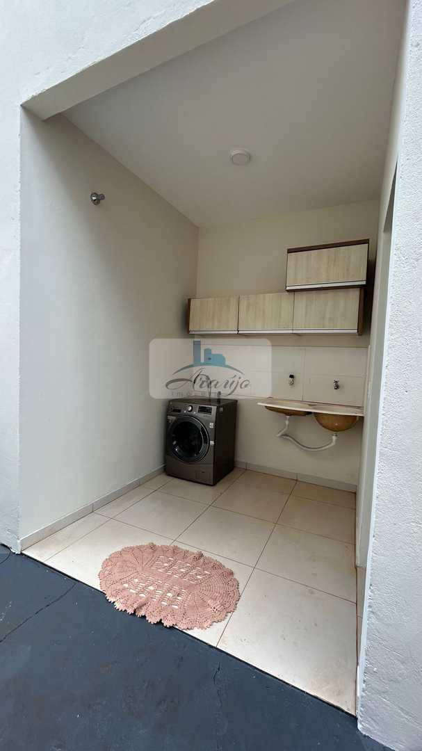 Casa à venda com 2 quartos, 240m² - Foto 13