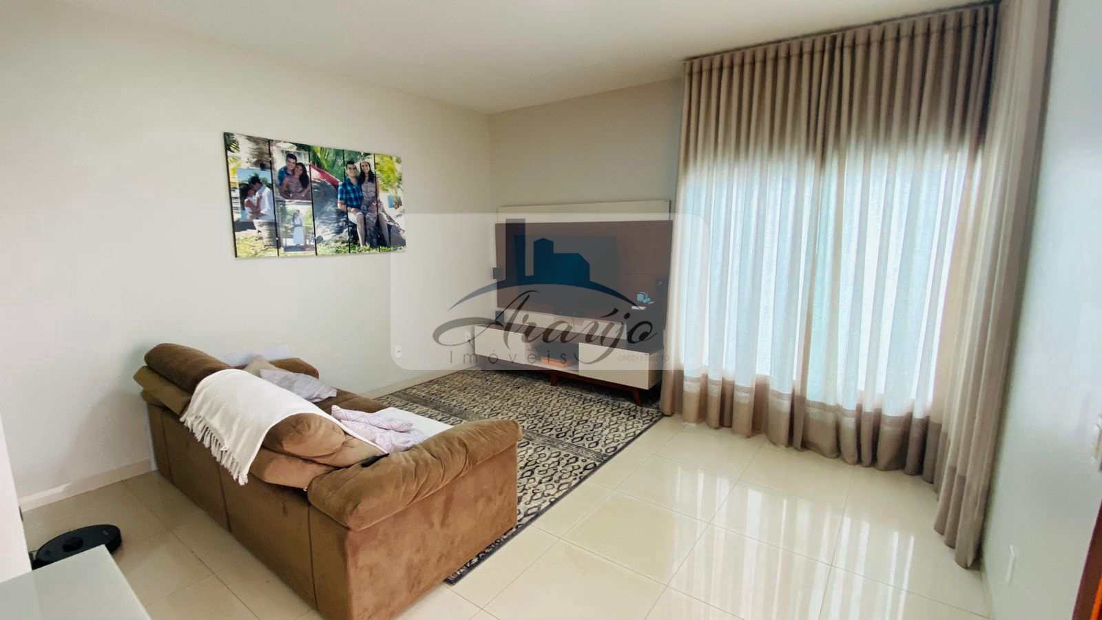 Casa à venda com 2 quartos, 240m² - Foto 7