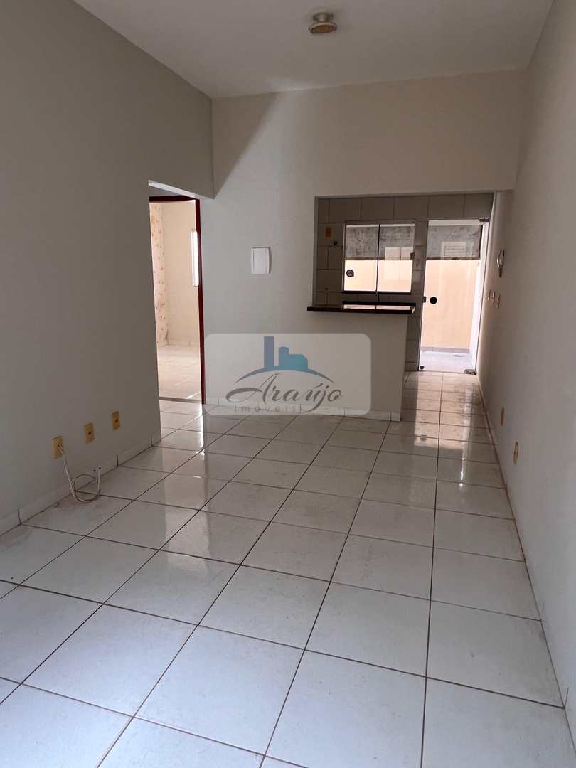 Casa para alugar com 2 quartos, 90m² - Foto 5