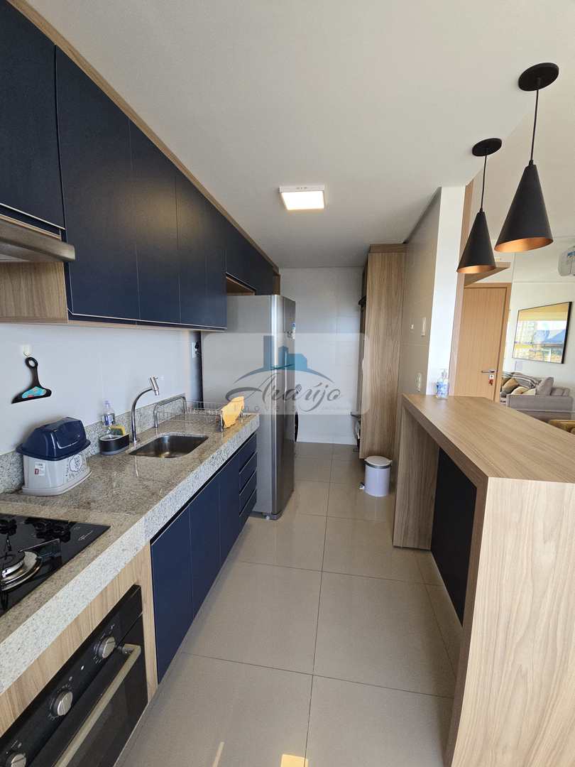 Apartamento à venda com 2 quartos, 74m² - Foto 4