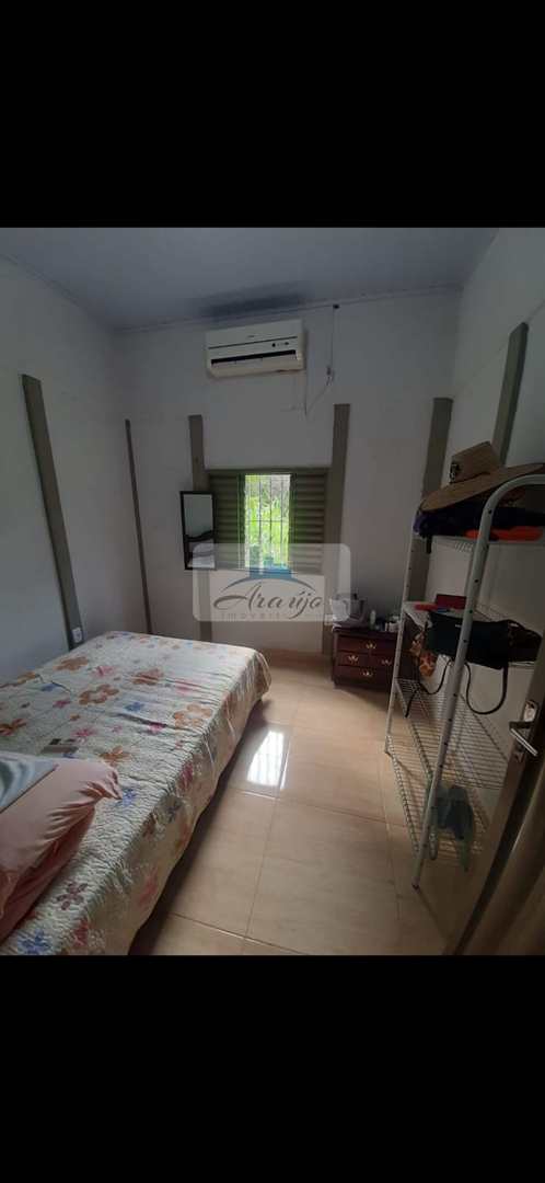 Chácara à venda com 2 quartos, 2500m² - Foto 9