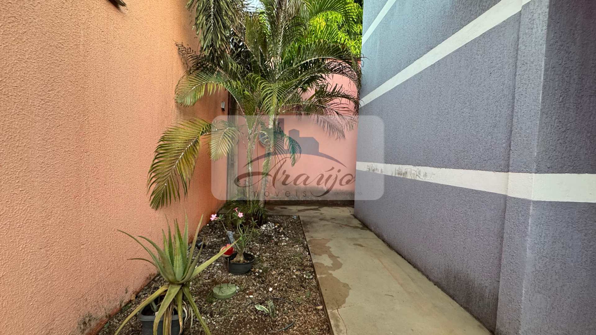Casa à venda com 2 quartos, 300m² - Foto 27